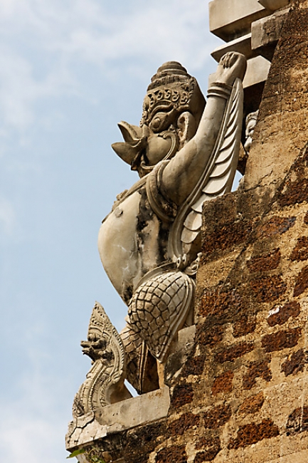 Wat Ratchaburana-013